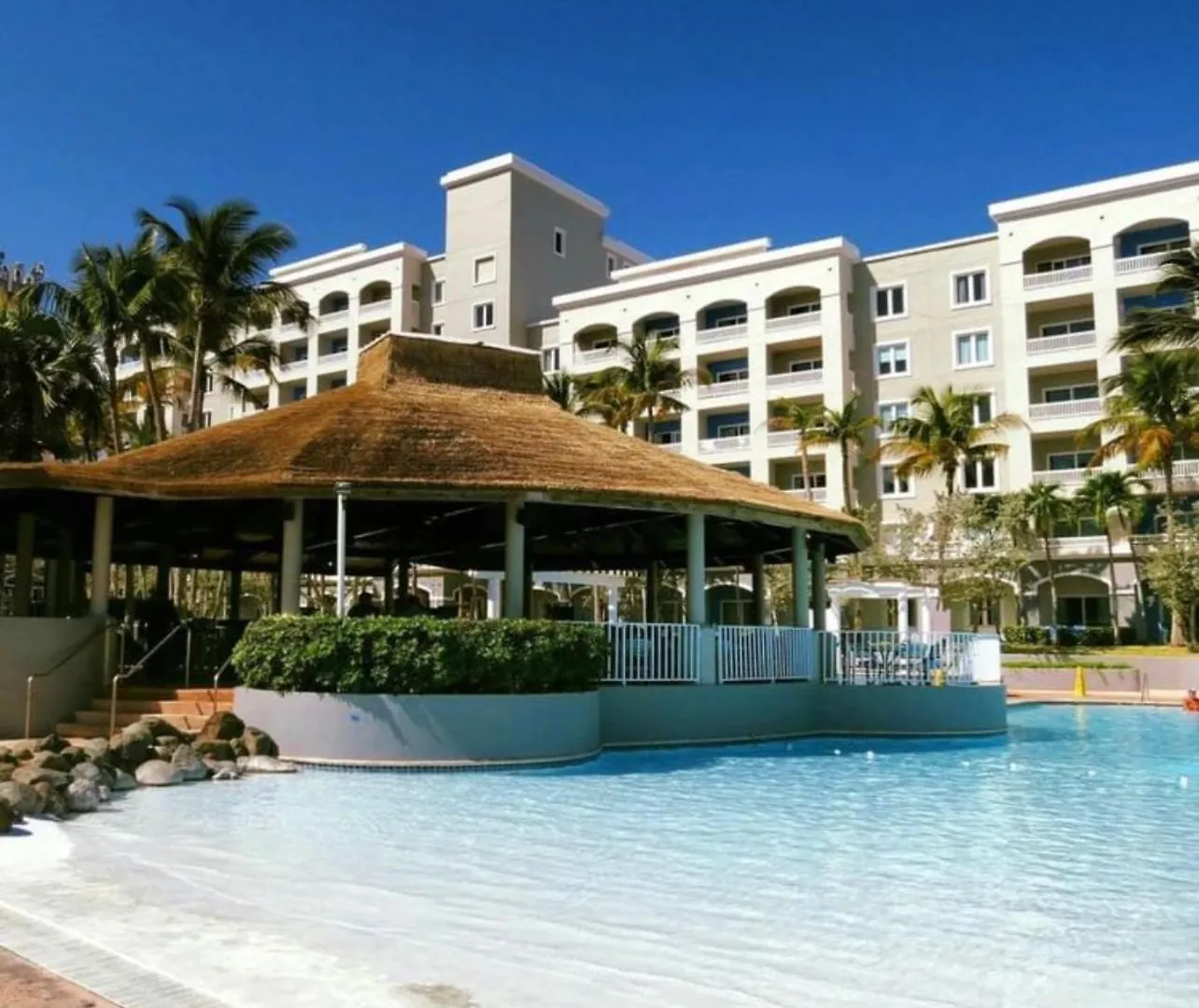 Ocean Wave Ii, Studio Suite 2 Double Beds At Aquarius Dorado 0*,  Puerto Rico